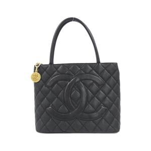 Chanel 1804 handbag
